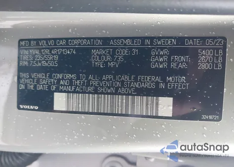 2024 Volvo Xc60 B5 Plus Dark Theme z USA, uszkodzony, nr VIN YV4L12RL4R1713474